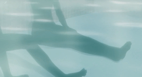 お風呂シーンのGIFアニメ付き
